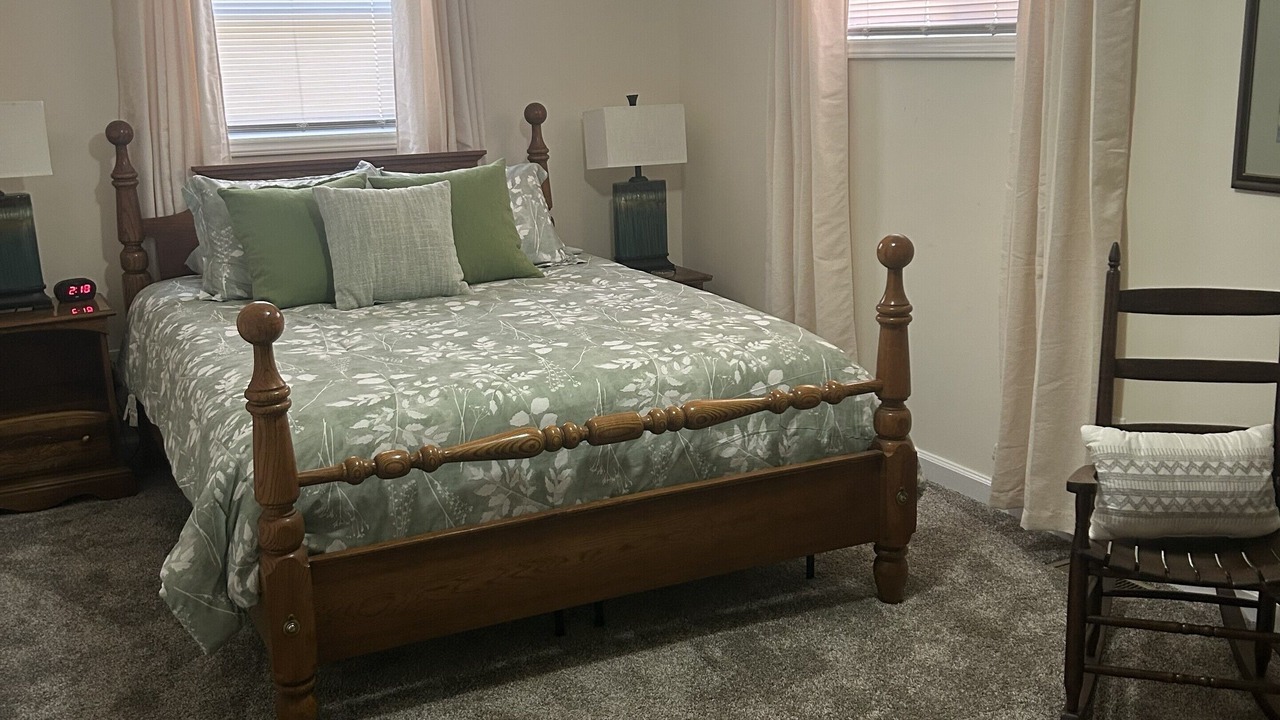 Photo of Bedroom in Bakersville