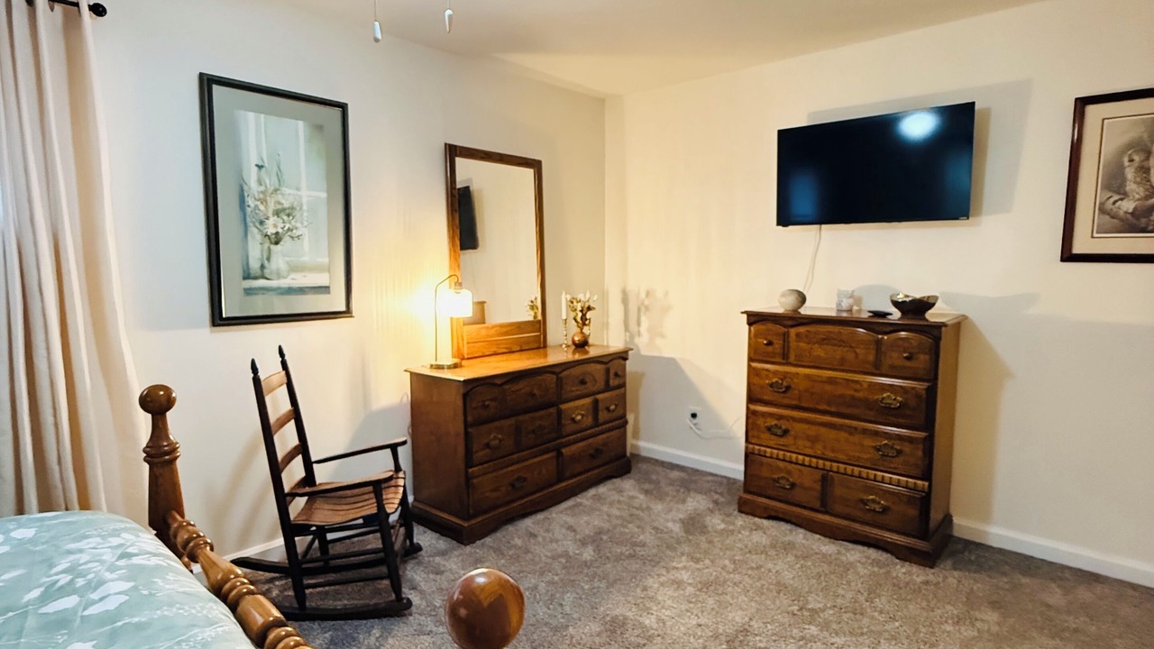 Photo of Bedroom in Bakersville