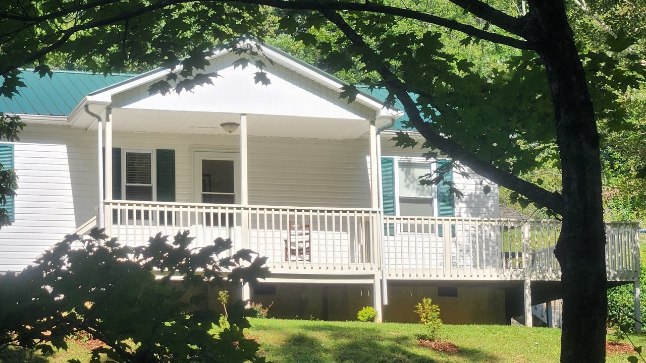 Photo of Outdoor in Bakersville