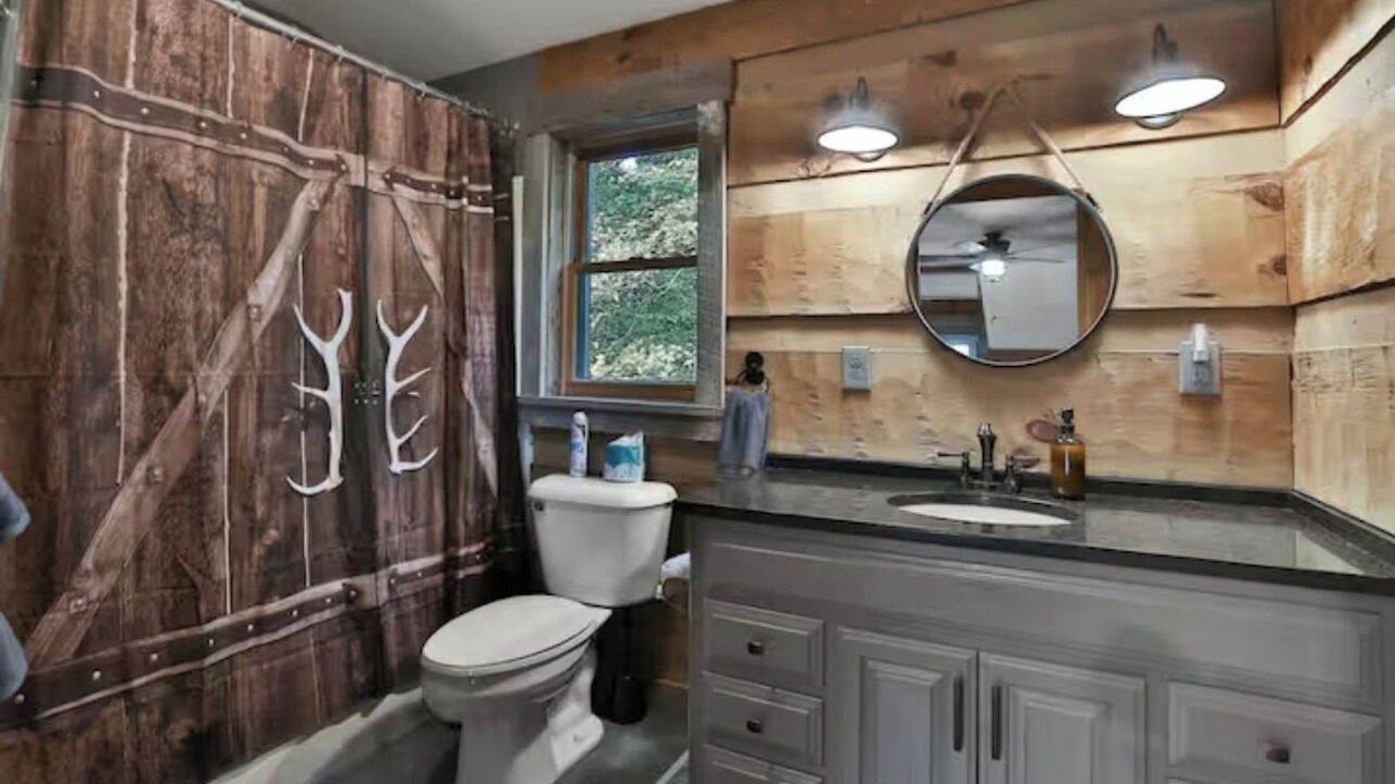 Photo of Bathroom in Shelbyville