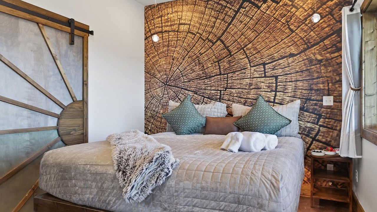 Photo of Bedroom in Saluda