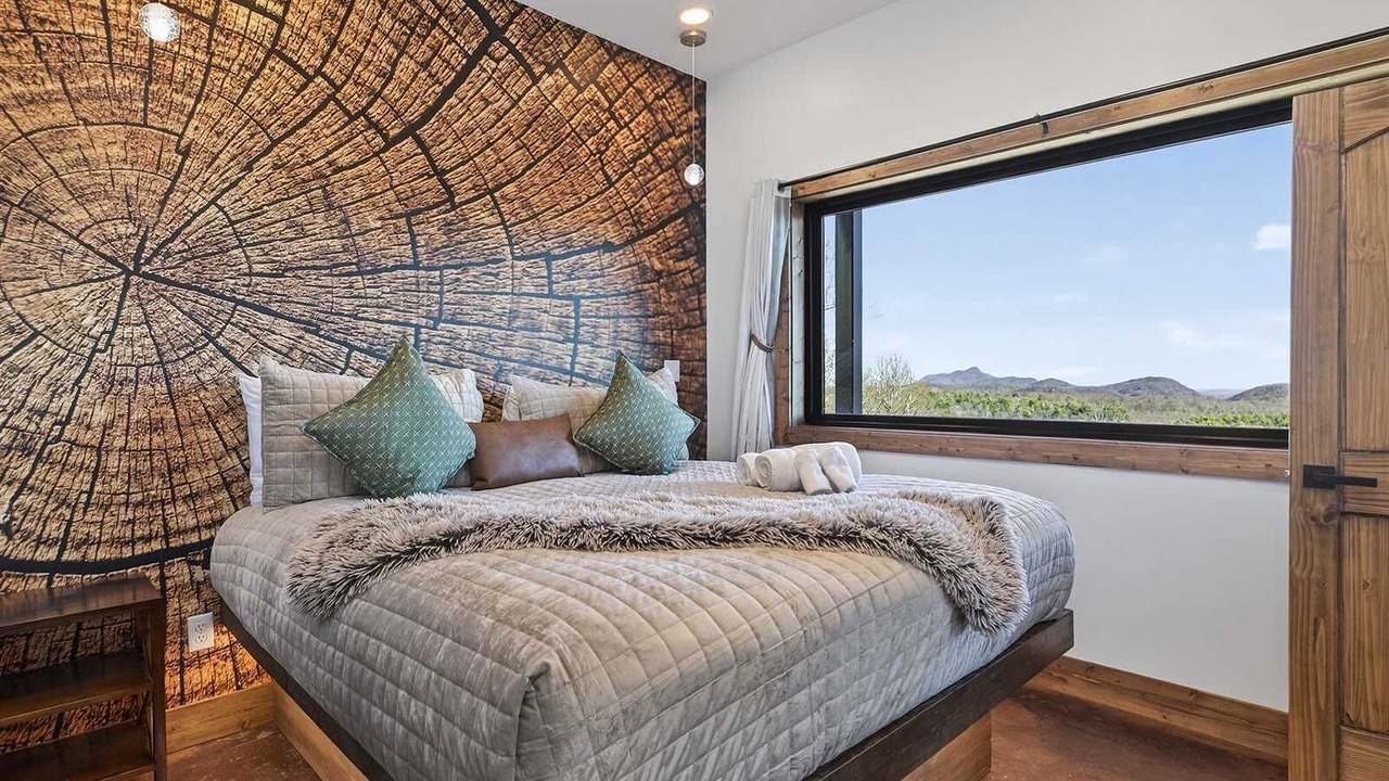 Photo of Bedroom in Saluda