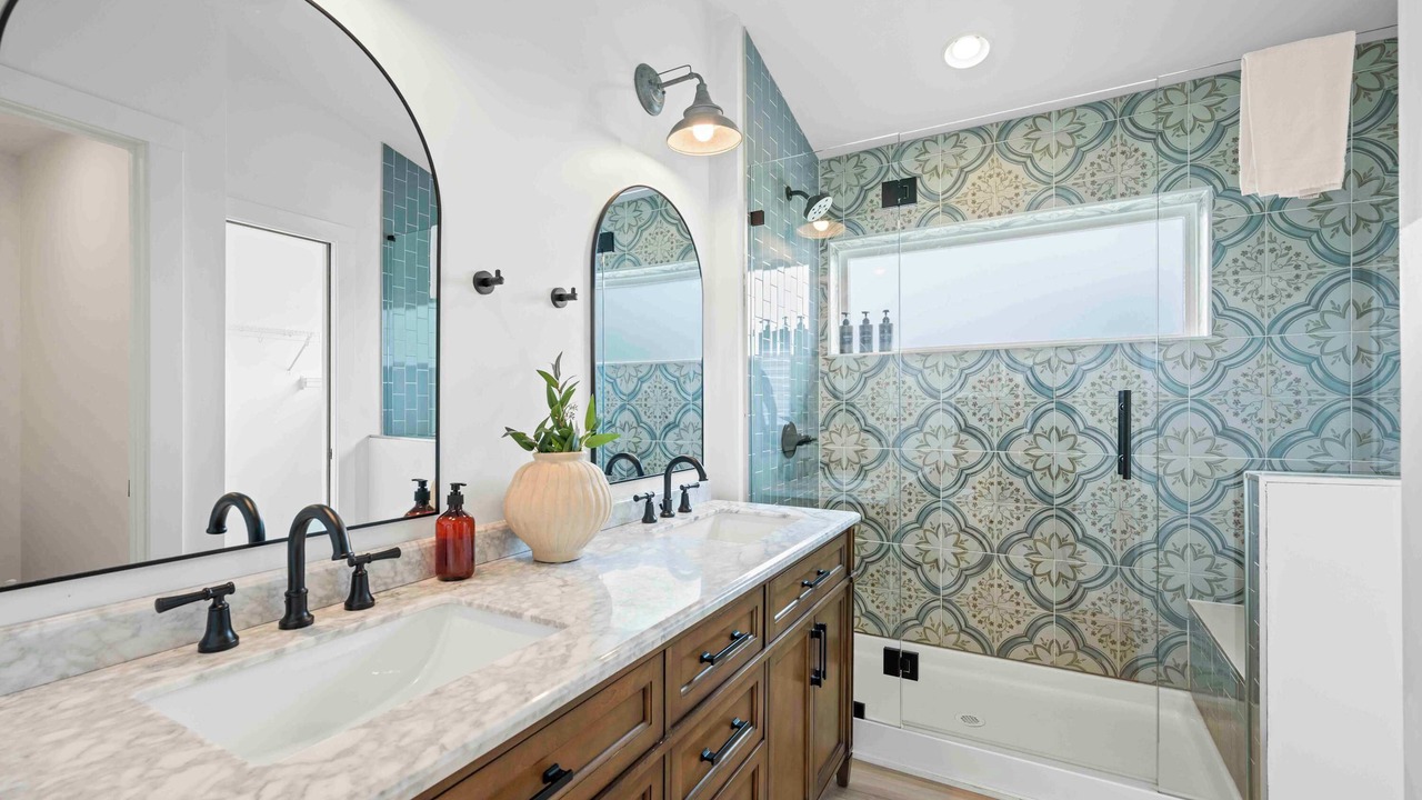 Photo of Bathroom in Dry Ridge