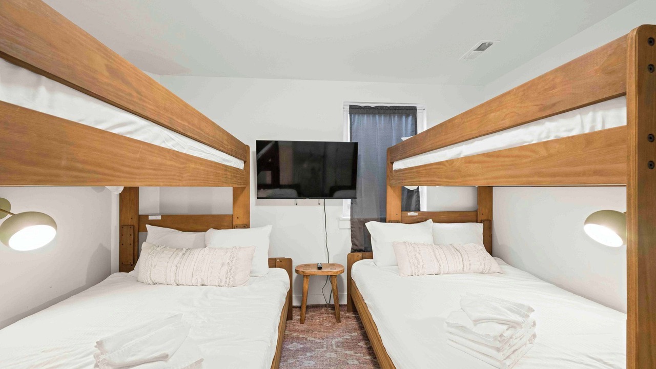 Photo of Bedroom in Dry Ridge