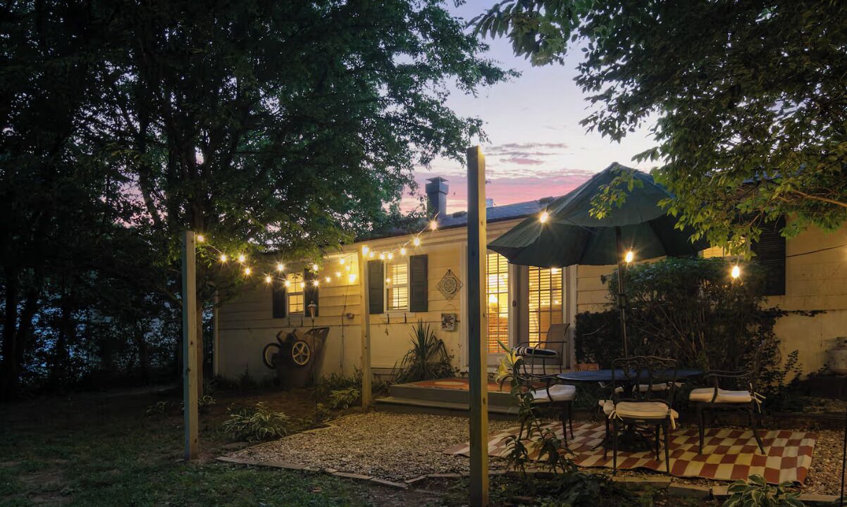 Photo of Outdoor in Lexington