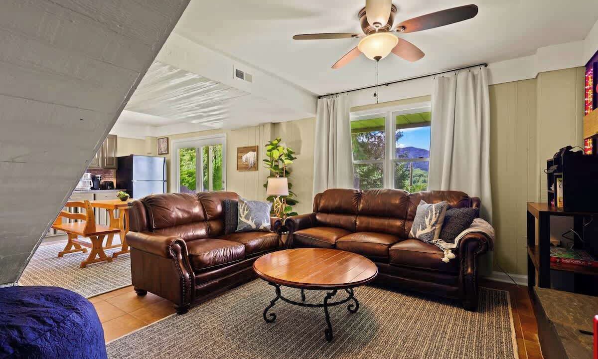 Photo of Livingroom in Banner Elk