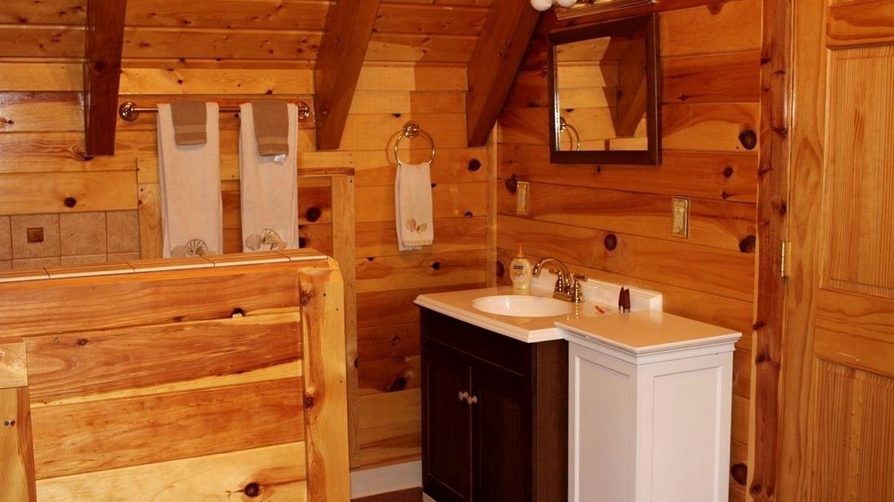 Photo of Bathroom in Mingo