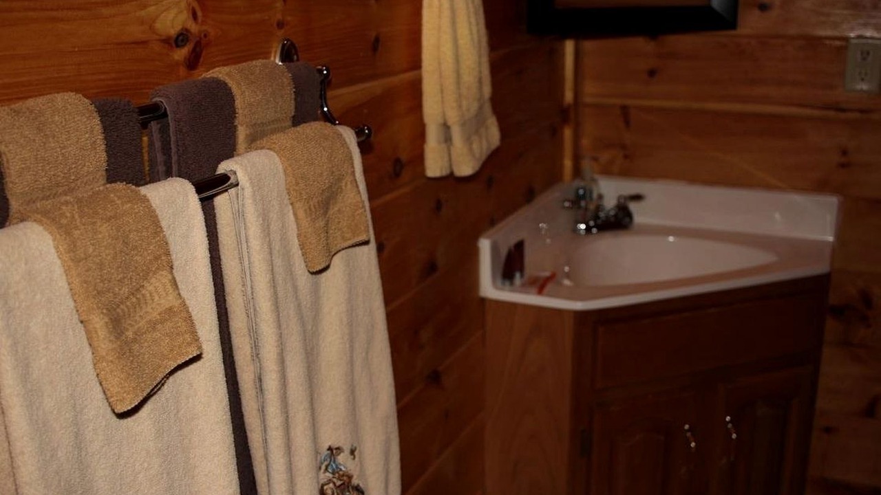 Photo of Bathroom in Mingo