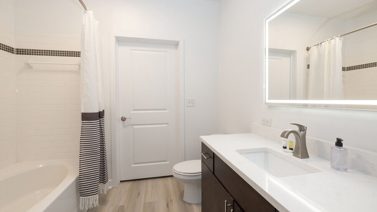 Photo of Bathroom in Cherry