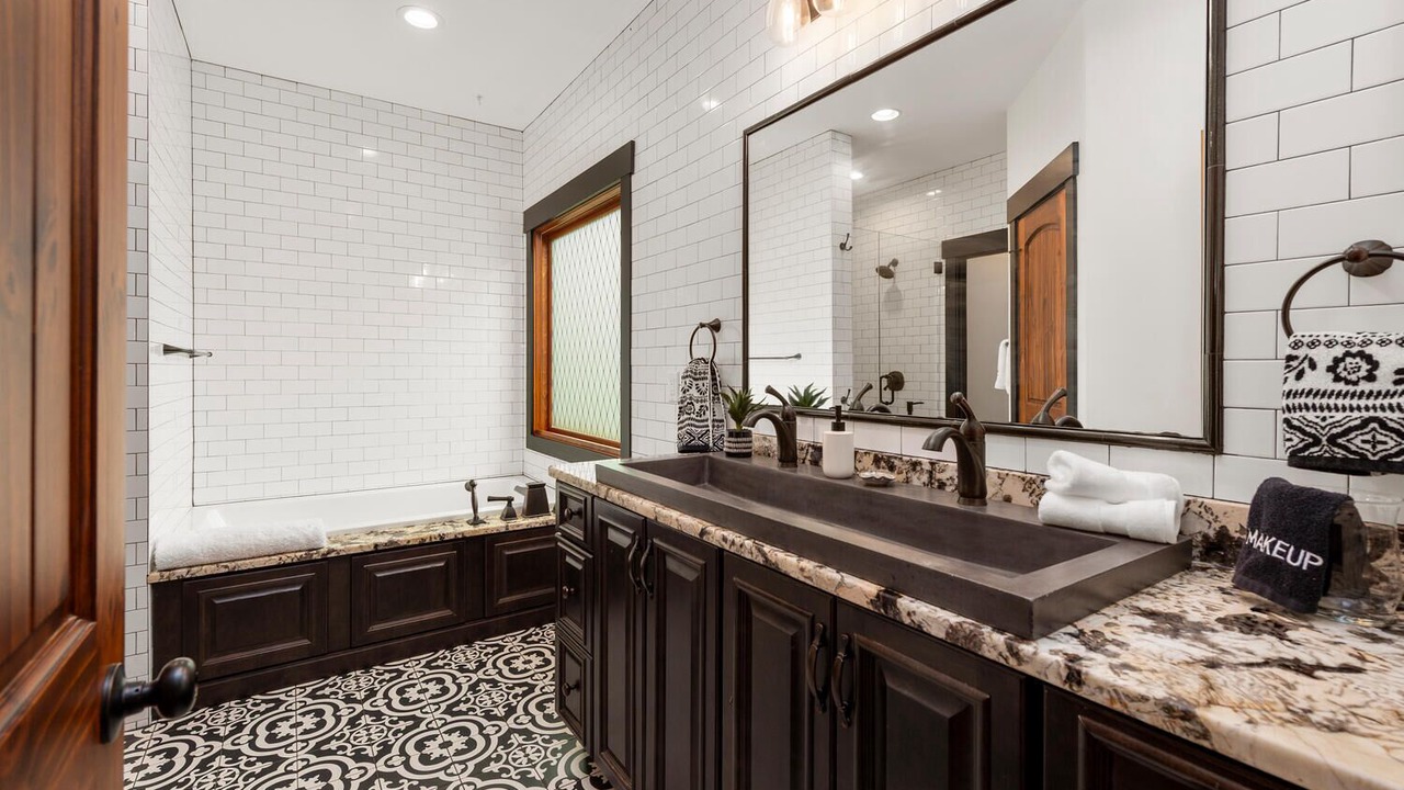 Photo of Bathroom in Swannanoa