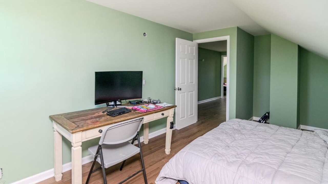 Photo of Bedroom in Hillsboro
