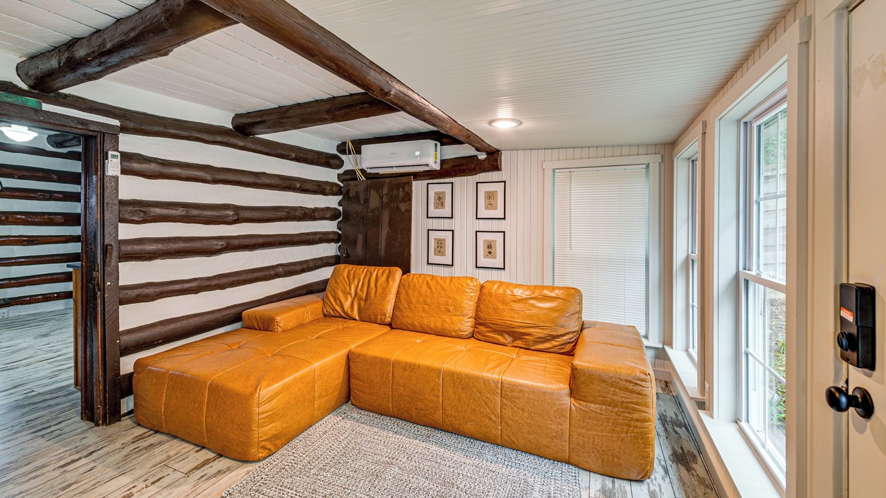 Photo of Livingroom in Bloomfield