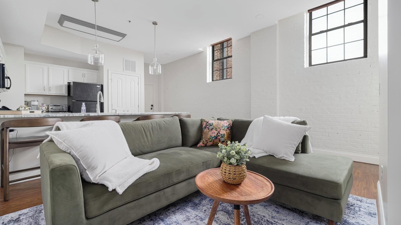 Photo of Livingroom in Johnson City