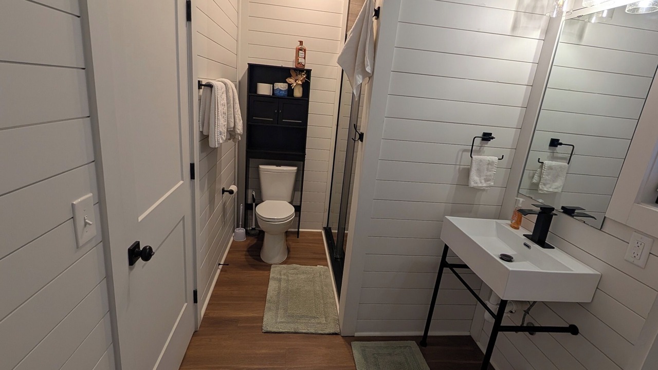 Photo of Bathroom in Sevierville
