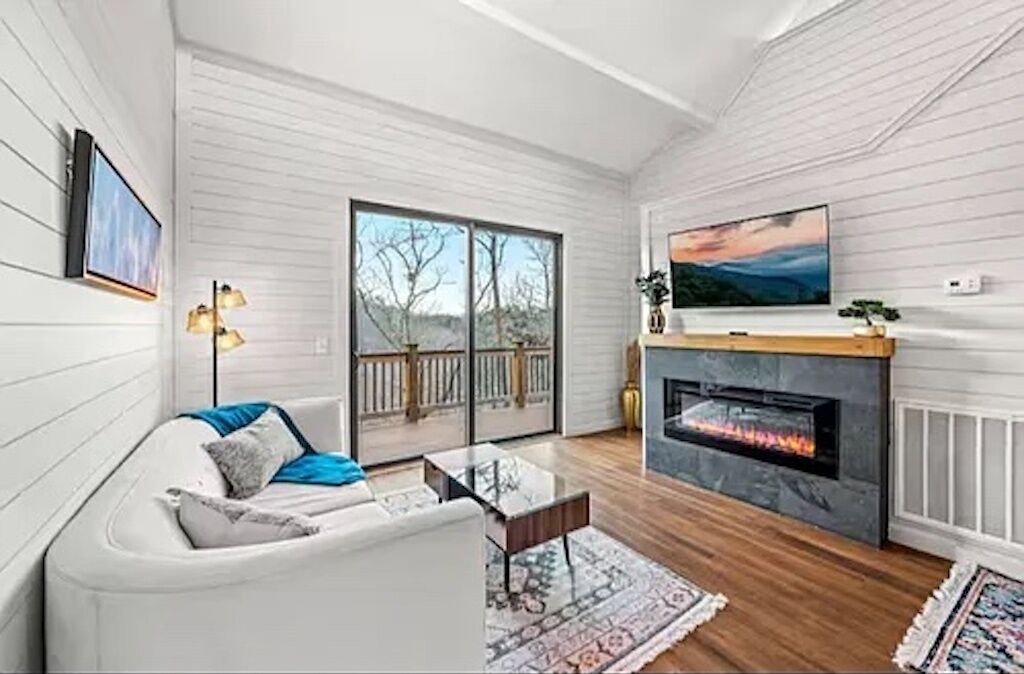 Photo of Livingroom in Sevierville