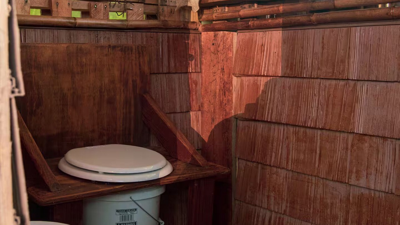 Photo of Bathroom in Laurel Bloomery