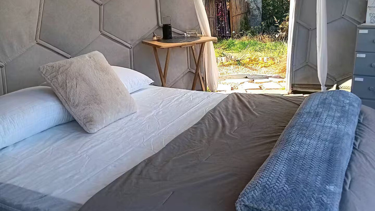 Photo of Bedroom in Laurel Bloomery