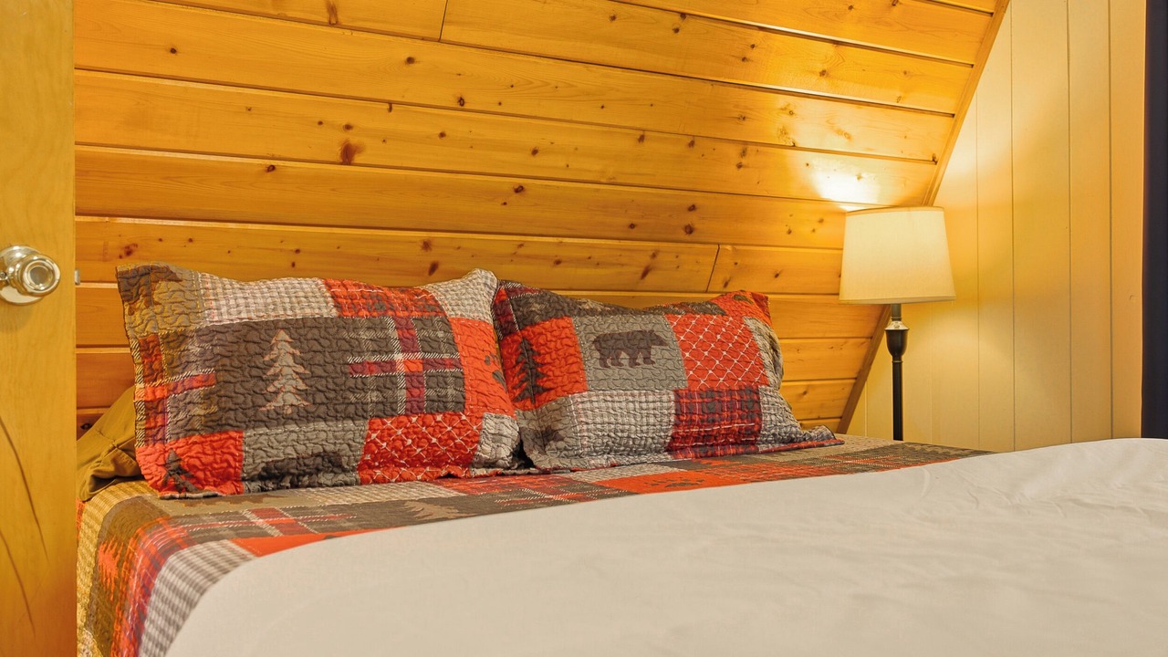 Photo of Bedroom in Berkeley Springs