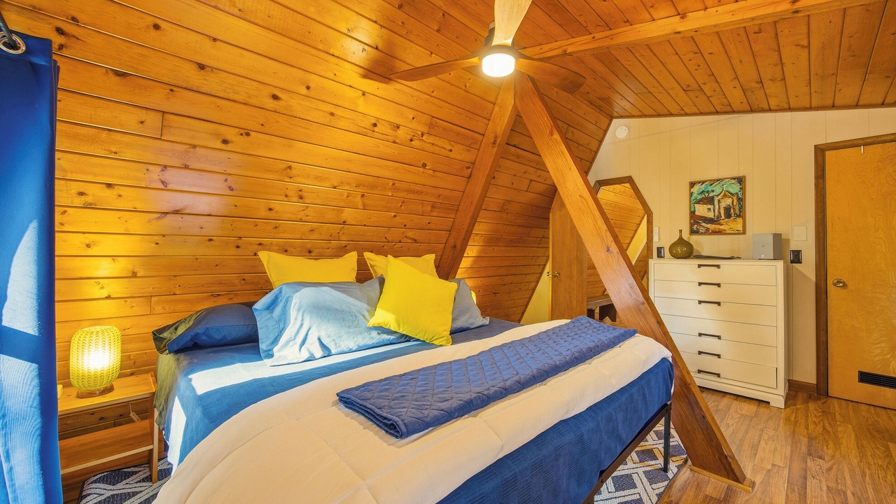 Photo of Bedroom in Berkeley Springs