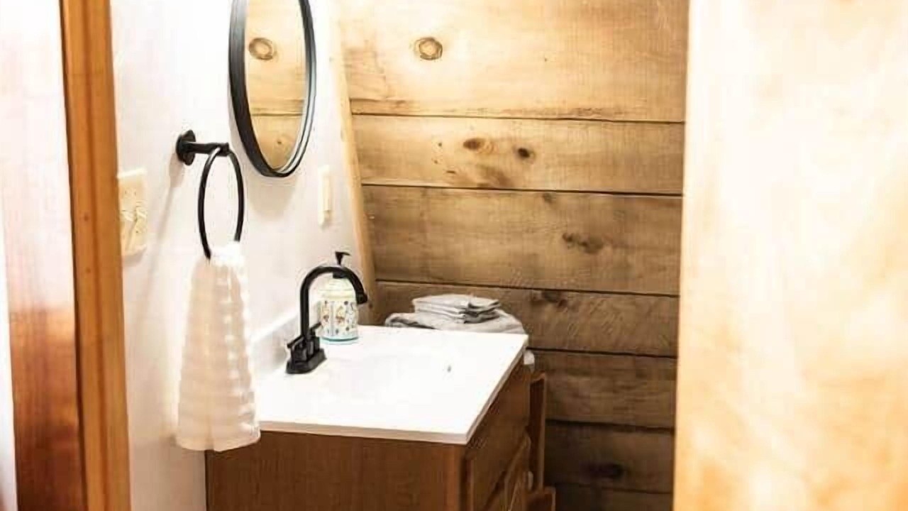 Photo of Bathroom in Slade