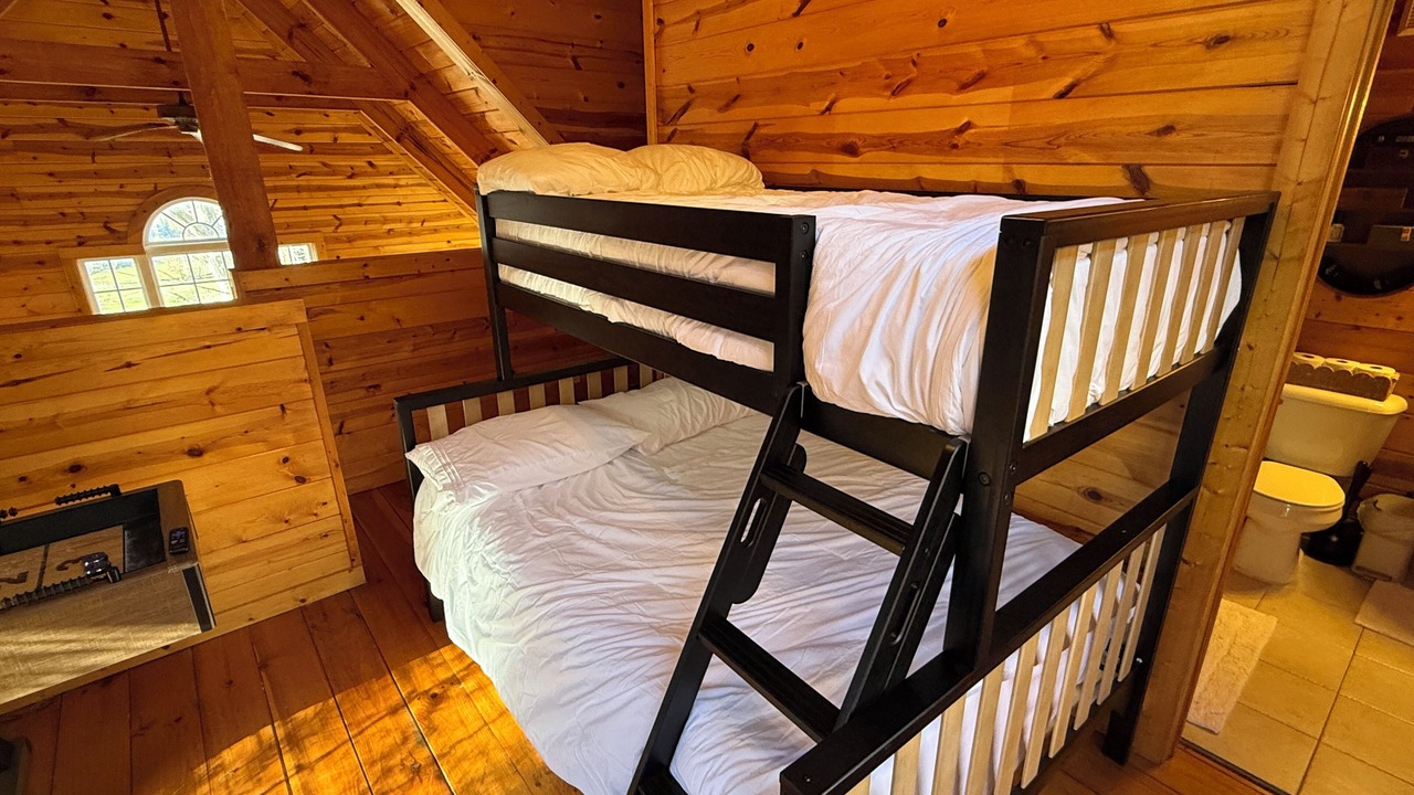 Photo of Bedroom in Slade