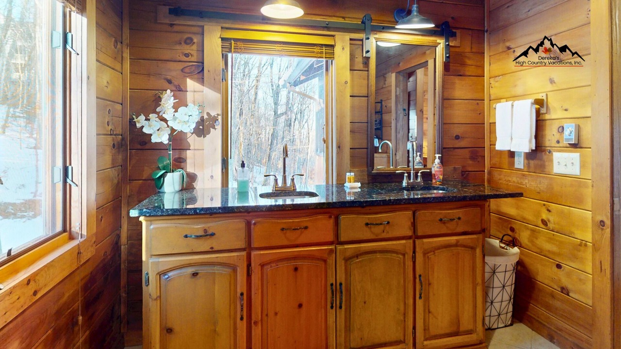 Photo of Bathroom in Sugar Mountain