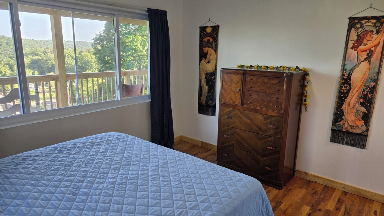 Photo of Bedroom in Ansted