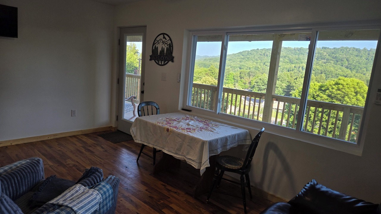 Photo of Livingroom in Ansted