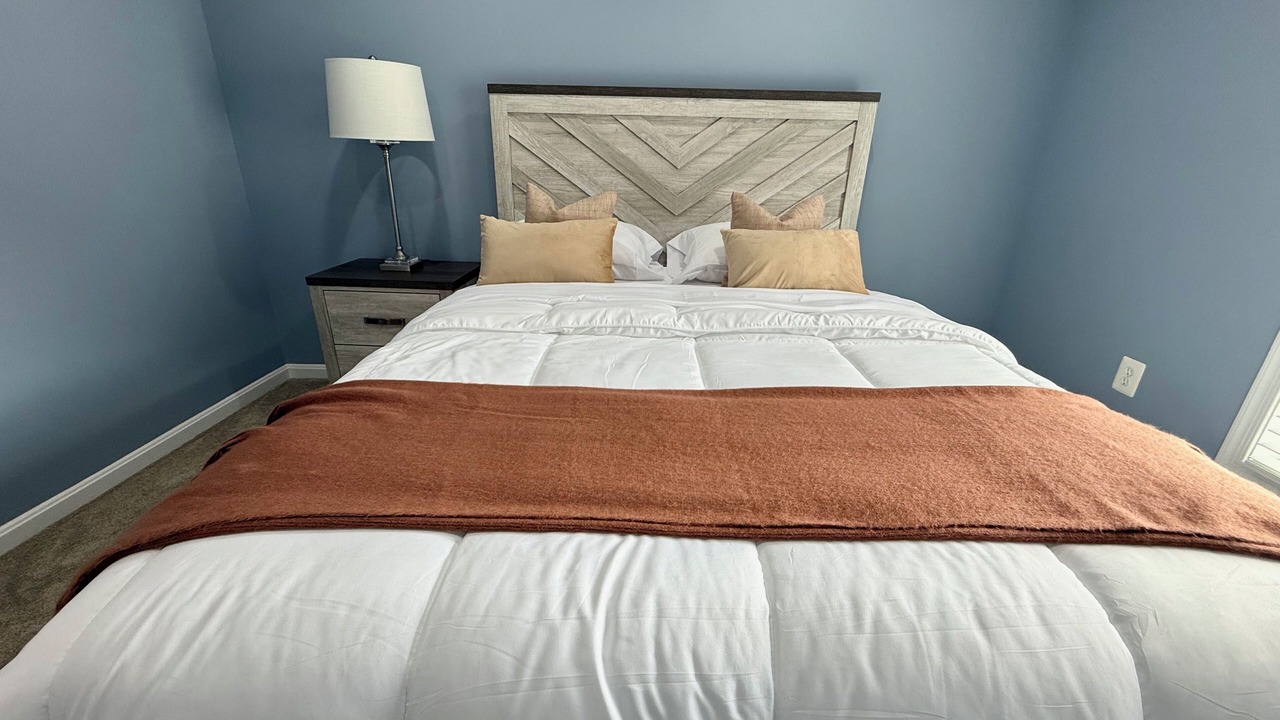 Photo of Bedroom in Urbana