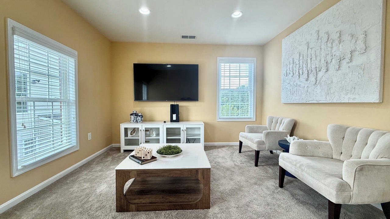 Photo of Livingroom in Urbana