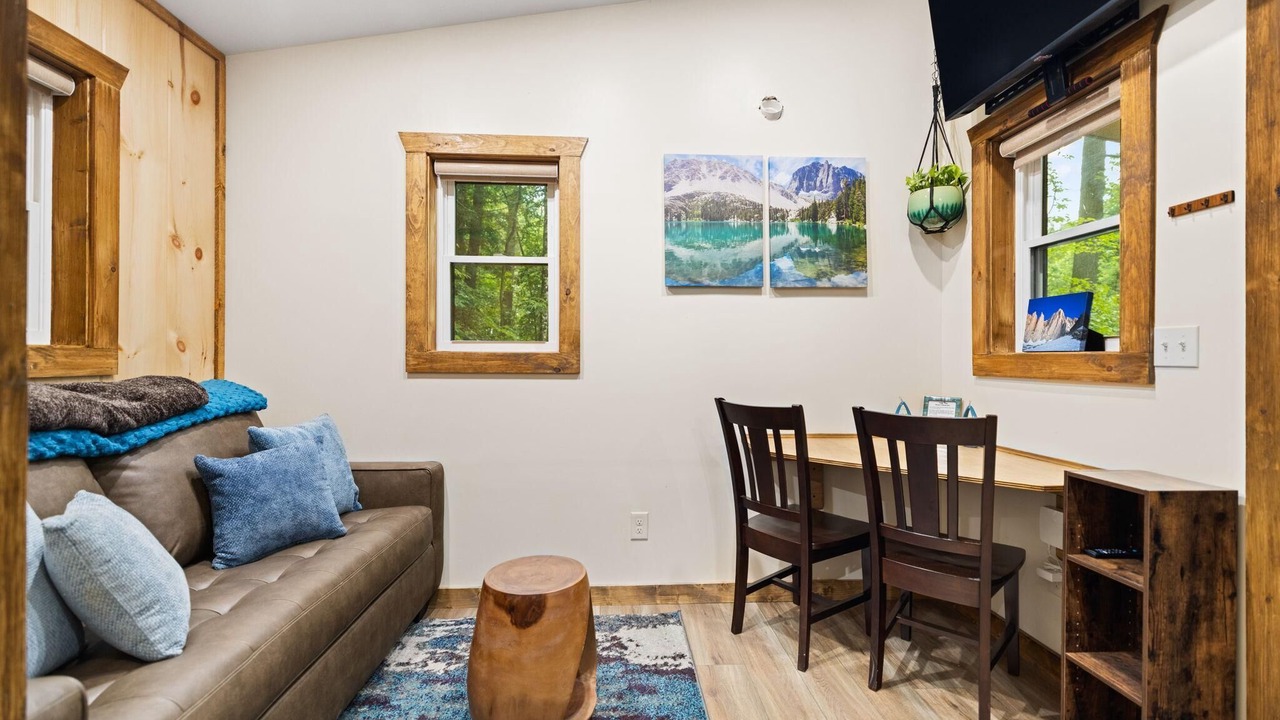 Photo of Livingroom in Campton