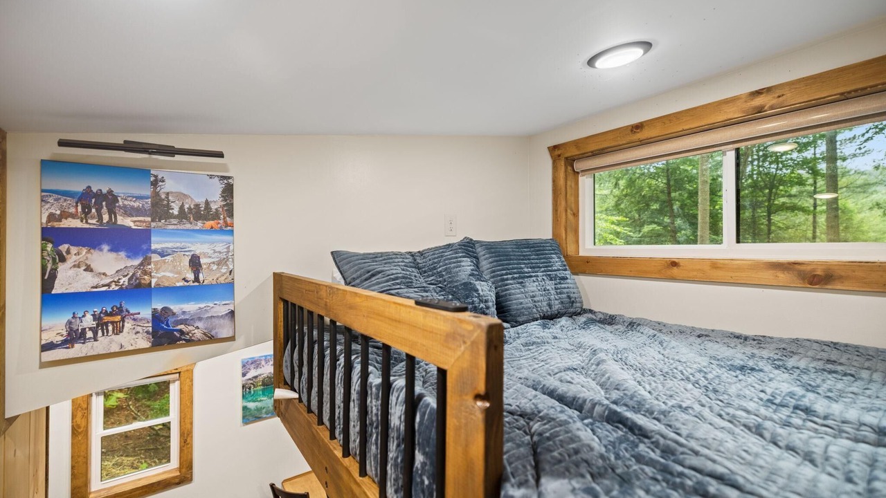 Photo of Bedroom in Campton