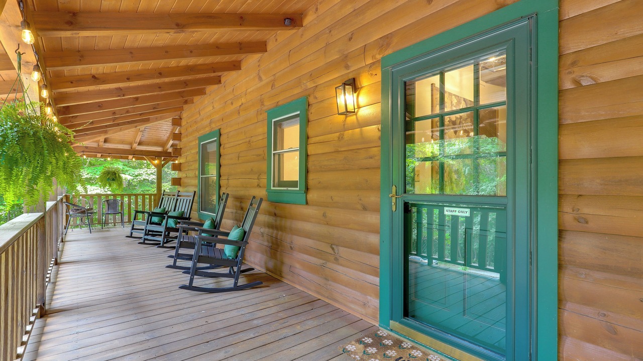 Photo of Patio Balcony in Vein Mountain