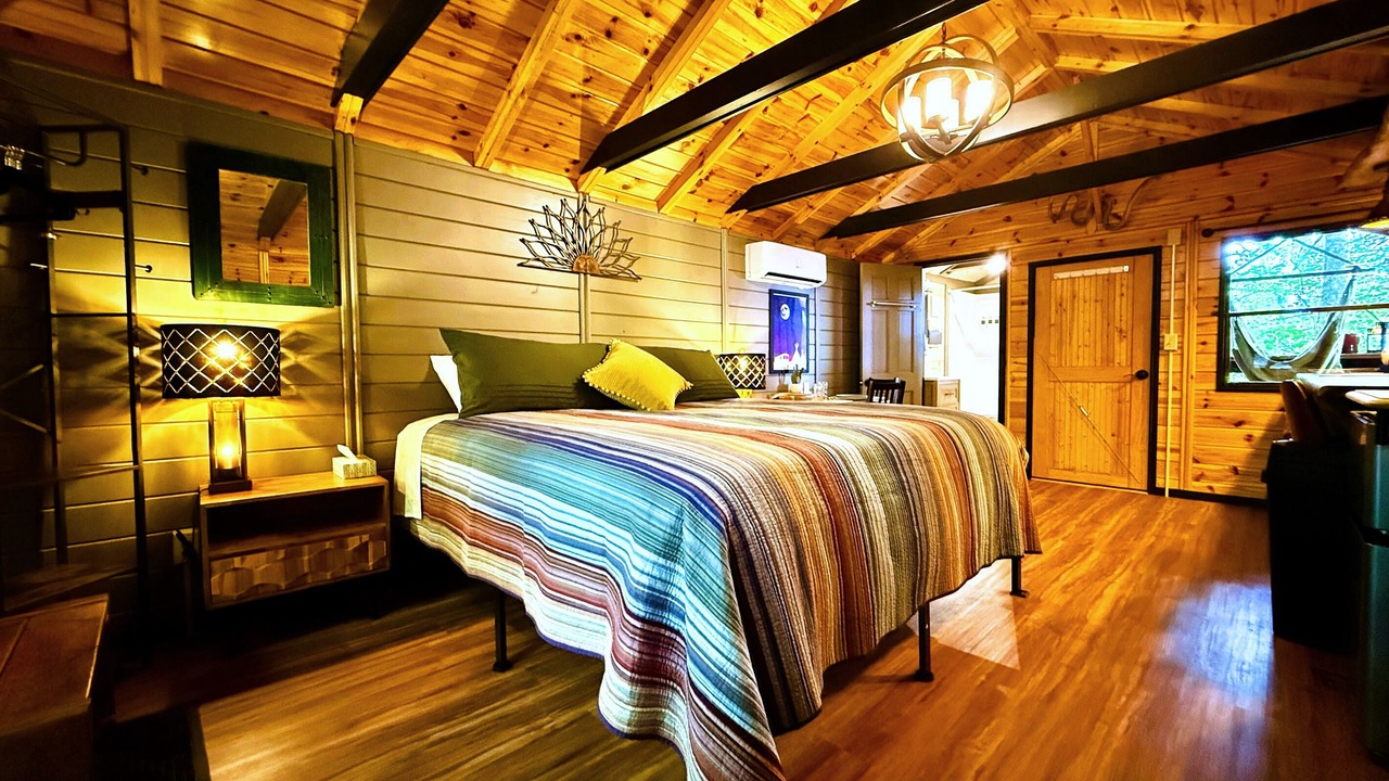 Photo of Bedroom in Laurel Ridge