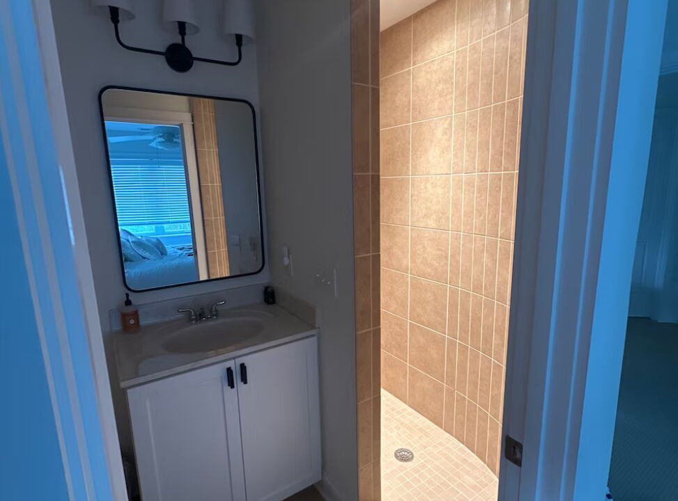 Photo of Bathroom in Latonia