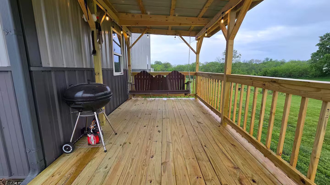 Photo of Patio Balcony in Vevay