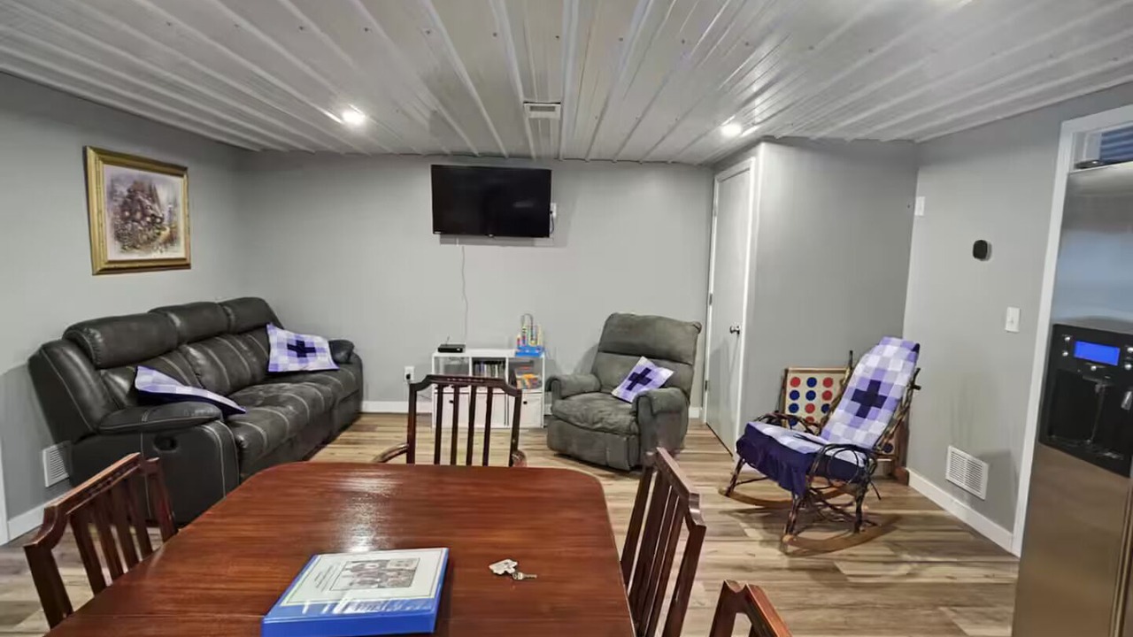Photo of Livingroom in Vevay