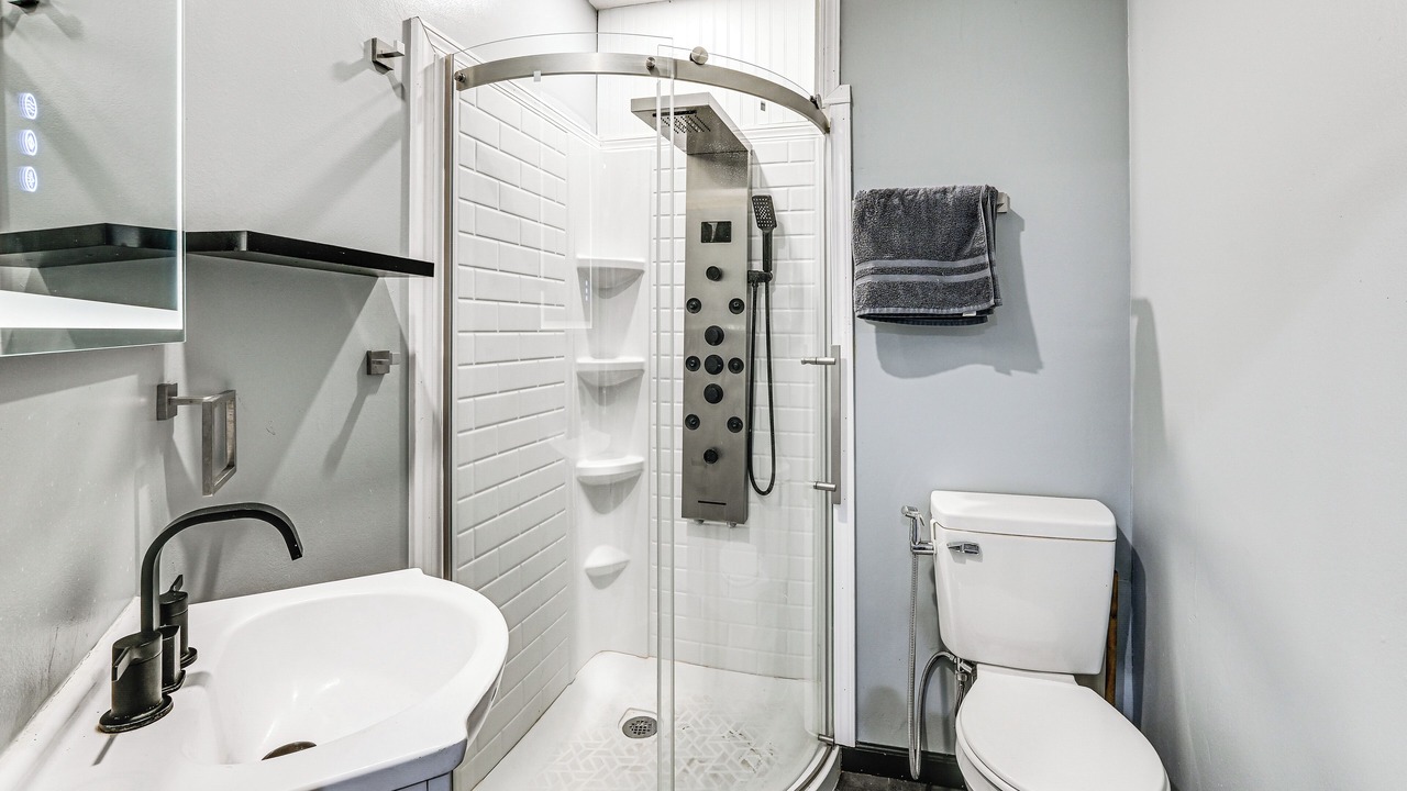 Photo of Bathroom in Parkersburg