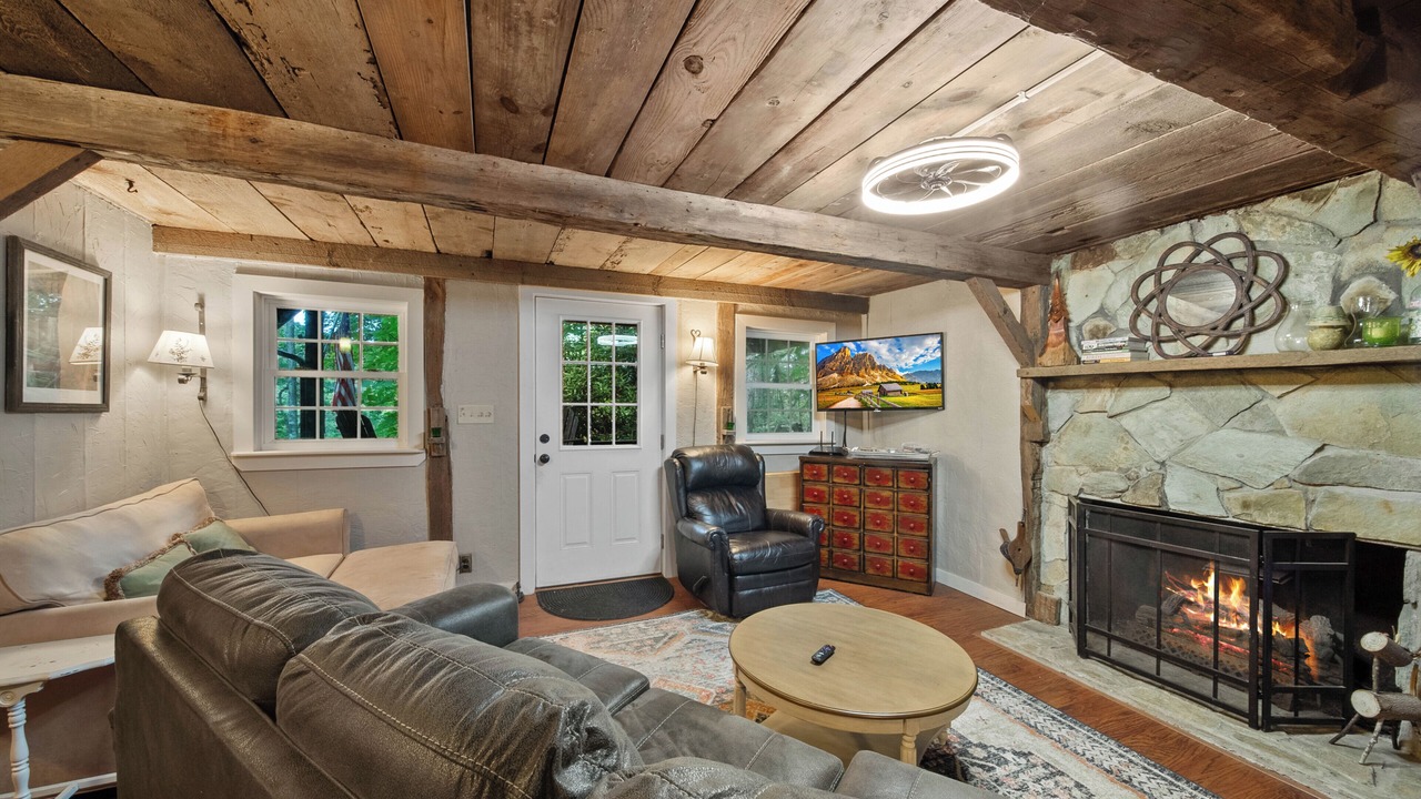 Photo of Livingroom in Banner Elk