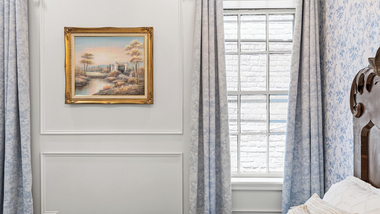 Photo of Bedroom in Downtown