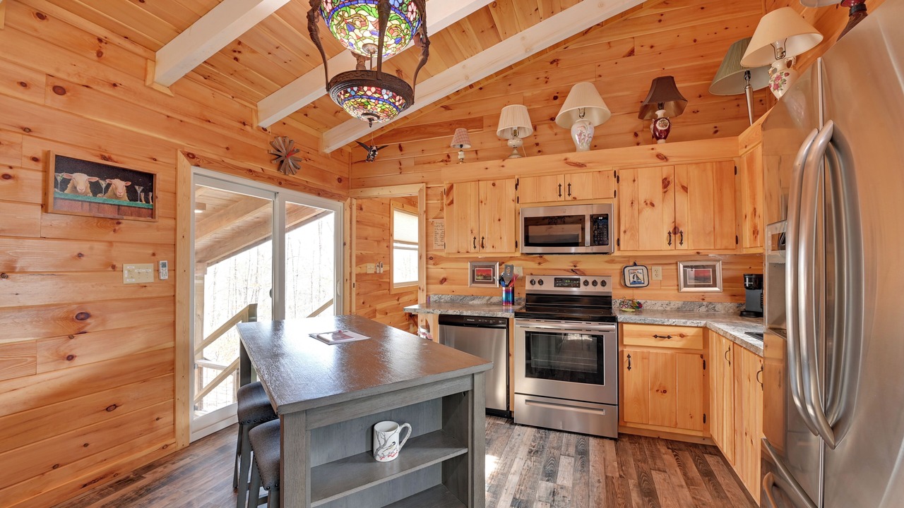 Photo of Kitchen in Frenchburg