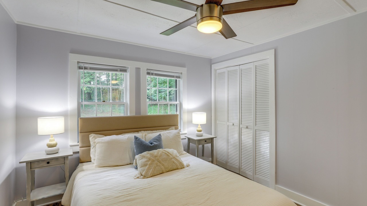 Photo of Bedroom in Newland