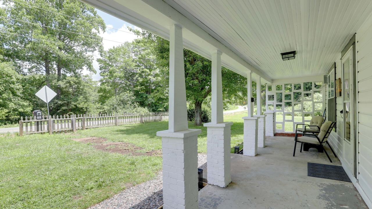Photo of Outdoor in West Jefferson