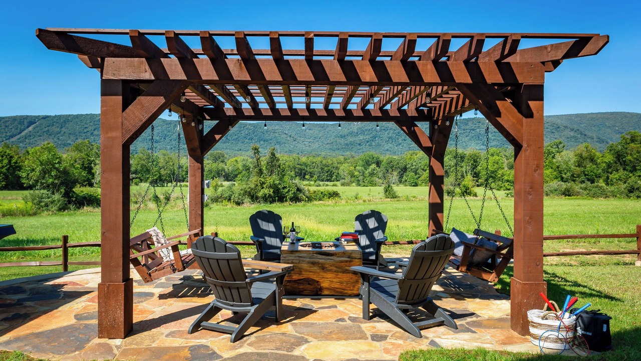 Photo of Patio Balcony in Fort Loudon