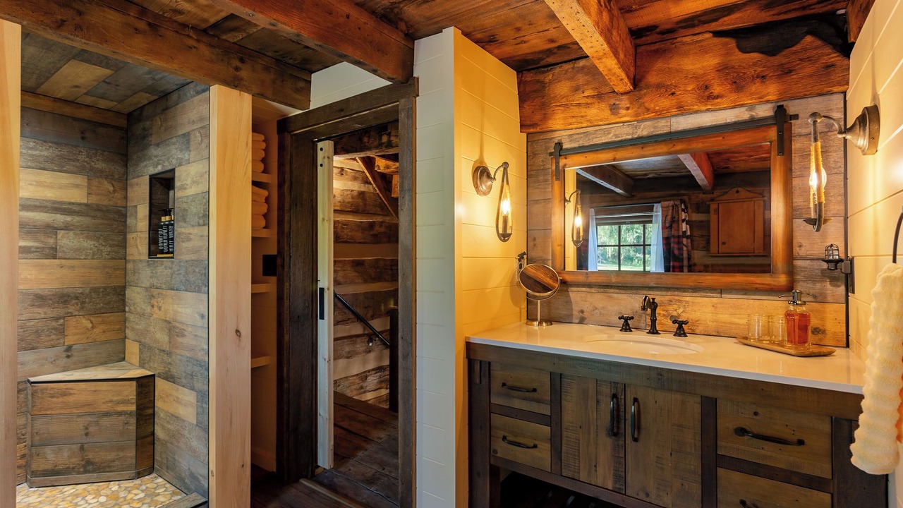 Photo of Bathroom in Fort Loudon
