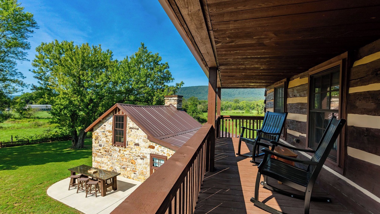Photo of Outdoor in Fort Loudon