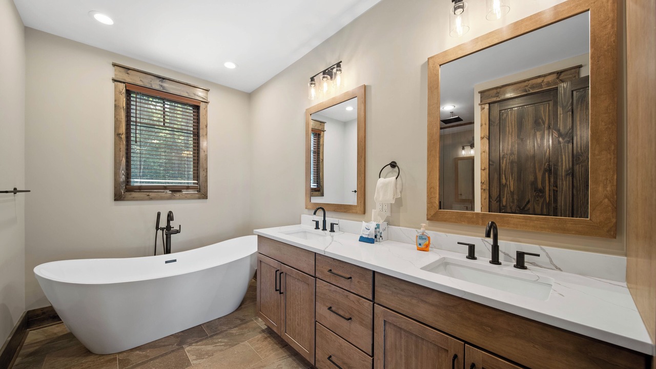 Photo of Bathroom in Elk Park