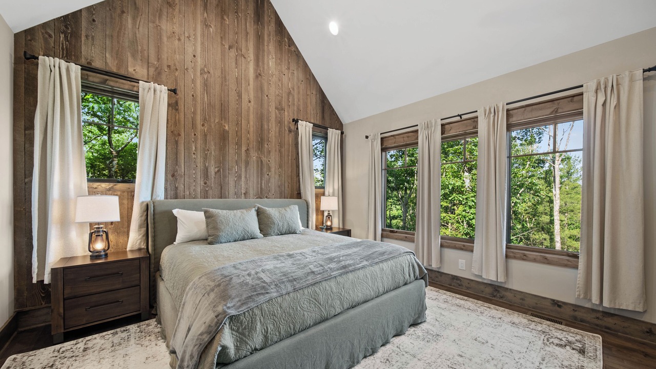 Photo of Bedroom in Elk Park