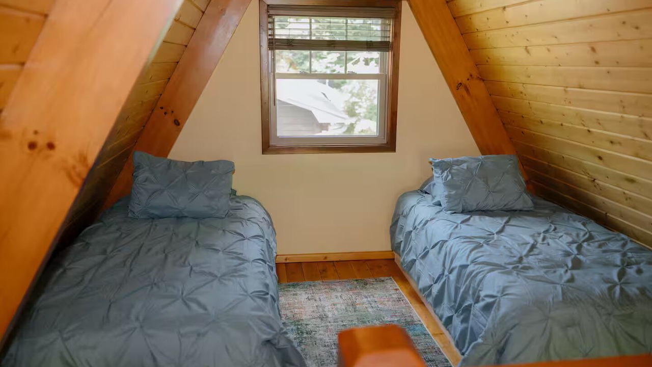 Photo of Bedroom in Elizabethton
