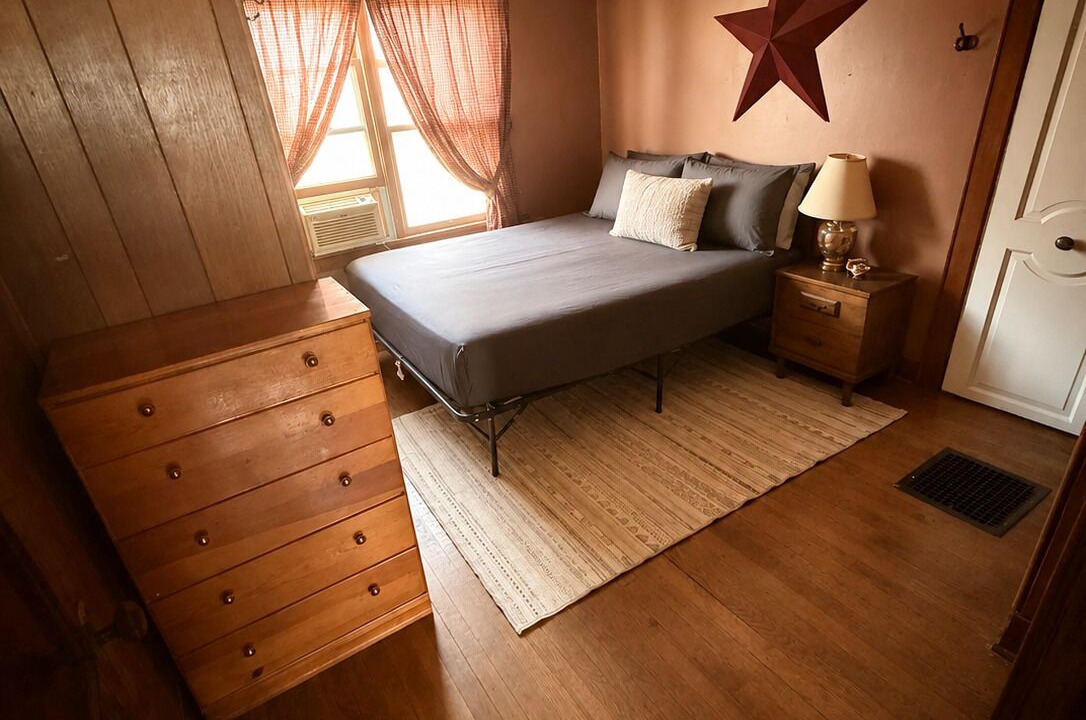 Photo of Bedroom in Leadsville